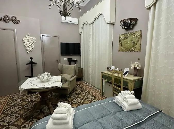 Estes לינה וארוחת בוקר 4*