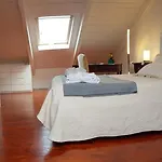 Bed & Breakfast Estes 4*