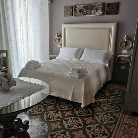 Estes Bed & Breakfast 3*