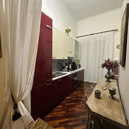 Frühstückspension Estes Crotone