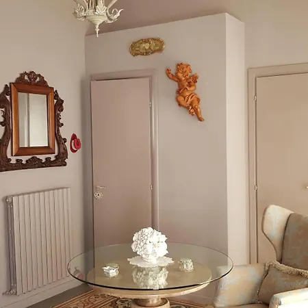 Bed & Breakfast Estes 4*