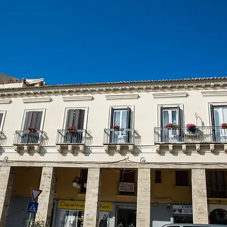 Estes 3* Crotone